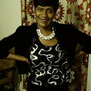 Meet your Posher, Elena